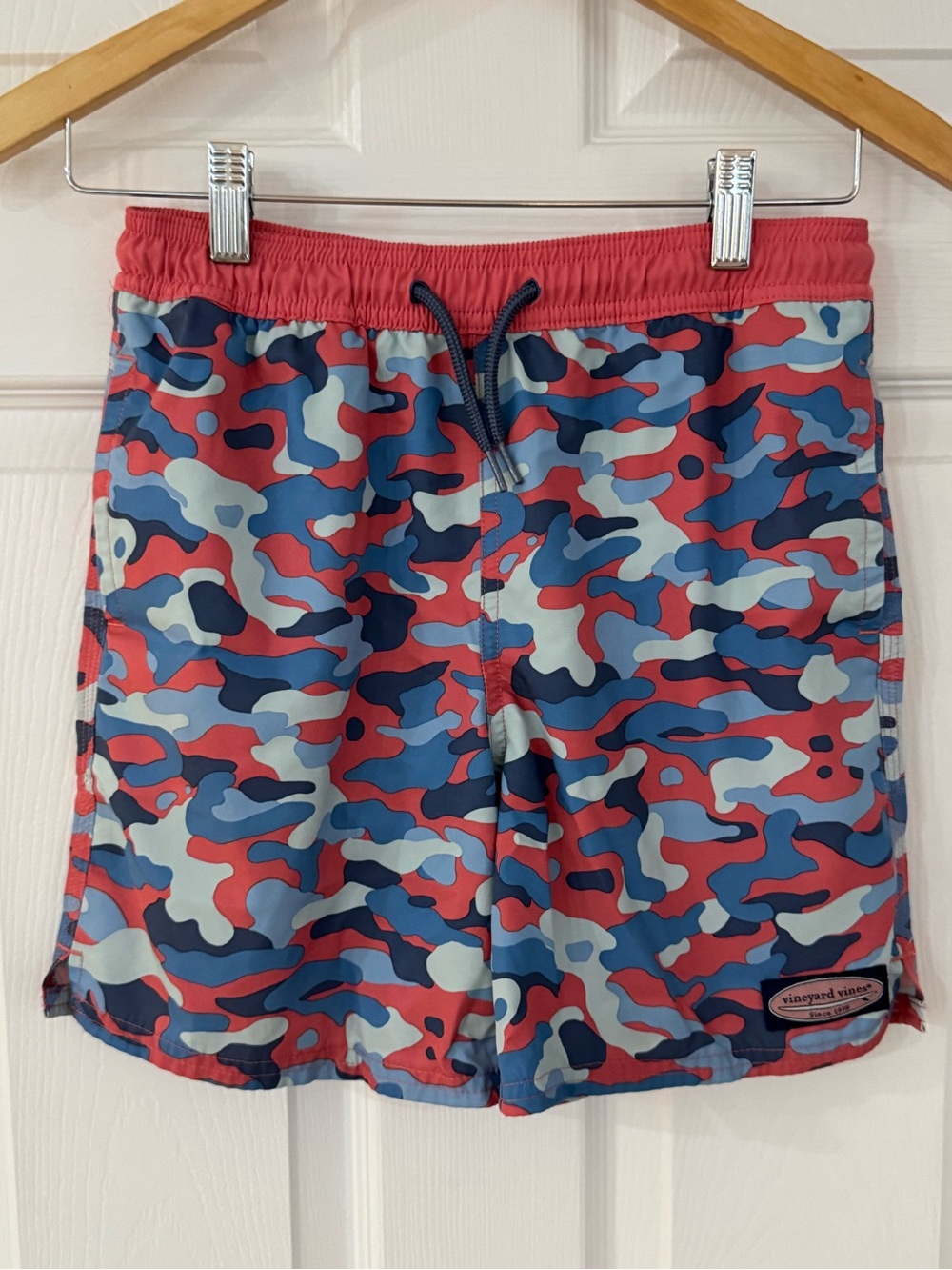 Vineyard Vines Red and Blue Camo Hybrid Shorts